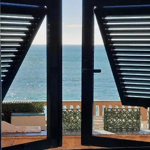 Appartamento Romantic Sea View Flat In, Genova